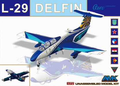 Portada de la caja de la maqueta del avión de entrenamiento Aero L-29 Delfin en escala 1:72 de AvantGarde referencia 86001
