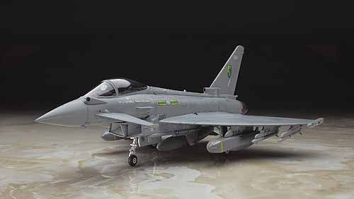 Foto frontal de la maqueta del caza Eurofighter Typhonn en escala 1:72 de HAsegawa refencia E40 o 01570