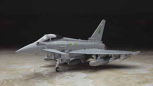 Foto frontal de la maqueta del caza Eurofighter Typhonn en escala 1:72 de HAsegawa refencia E40 o 01570