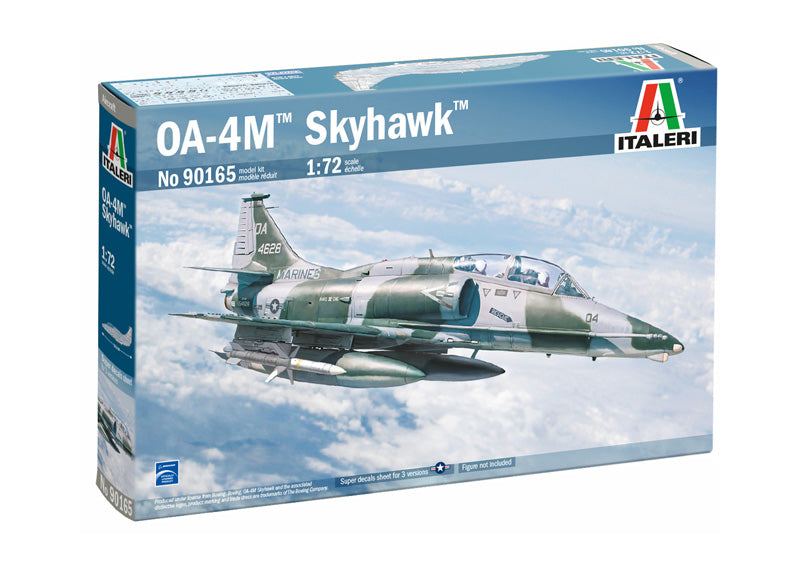 Portada de la caja de la maqueta del caza OA-4M Skyhawk II en versión biplaza de entrenamiento en escala 1:72 de Italeri referencia 90165