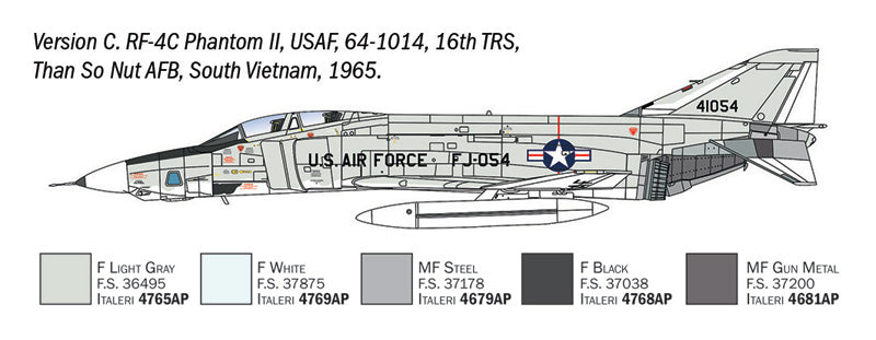 Decoración 3 de la maqueta del avión de reconocimiento RF-4 C/E Phantom II en escala 1:72 de Italeri referencia 1477
