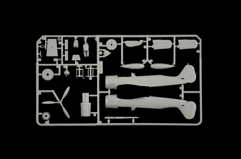 Piezas 1 de la maqueta del caza alemán Fw-190 A7 o A8 edición Ases WW2 en escala 1:72 de Italeri referencia 1490