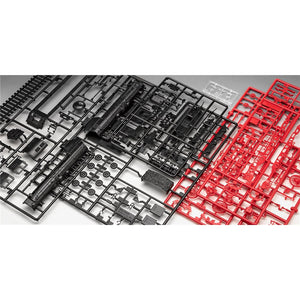 Piezas de la maqueta de la locomotora alemana BR 02 en escala 1:87 de Revell referencia 02171