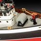 Detalle de proa de la maqueta del barco bombero del puerto de Nueva York The Firefighter en escala 1:87 de Revell referencia 05197