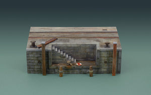 Foto de la maqueta de un muelle con escaleras en escala 1:35 de Italeri referencia 5615
