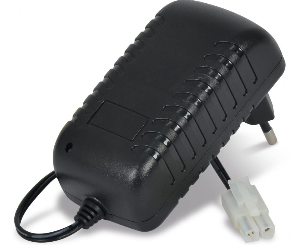 CARSON Expert Charger NiMH 1A plug charger (Tamiya Plug)