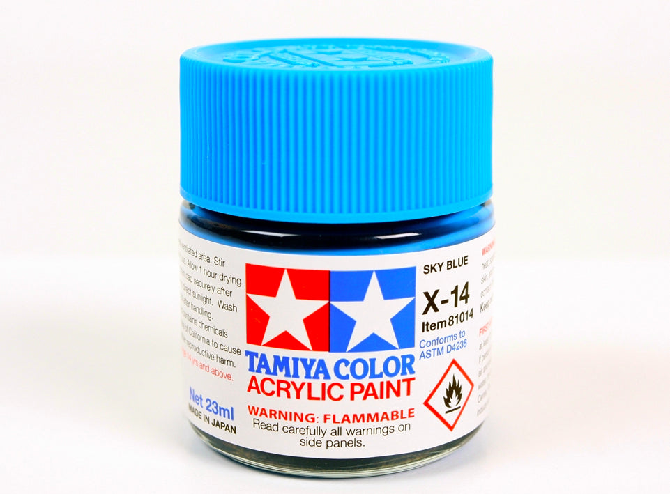 Bote de pintura de 23ml de color azul cielo brillante de Tamiya referencia X-14