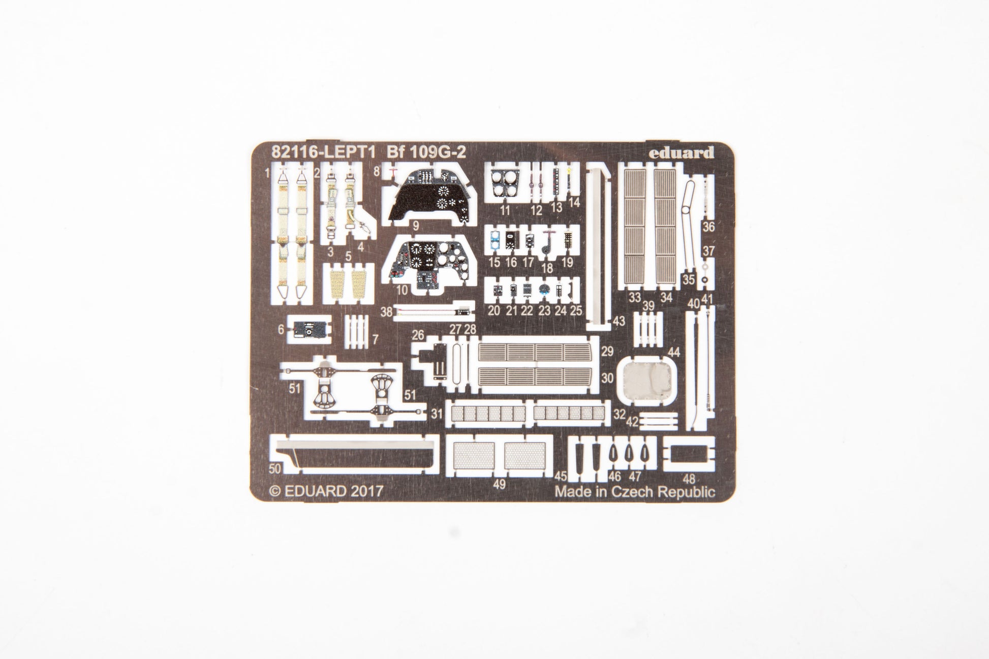 Fotograbados de la maqueta del caza Messerschmitt BF-109 en versión G-2 y escala 1:48 de Eduard referencia 82165