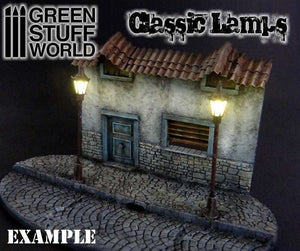 GREEN STUFF WORLD Klassische Straßenlaternen mit LED-Beleuchtung (10 Stück)