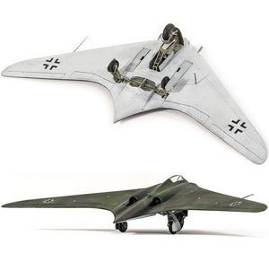 Foto de la maqueta del avión alemán Horten Ho 229 en escala 1:72 de Academy referencia 12583