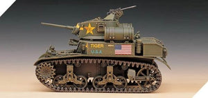 ACADEMY (1/35) M3A1 Stuart Light Tank