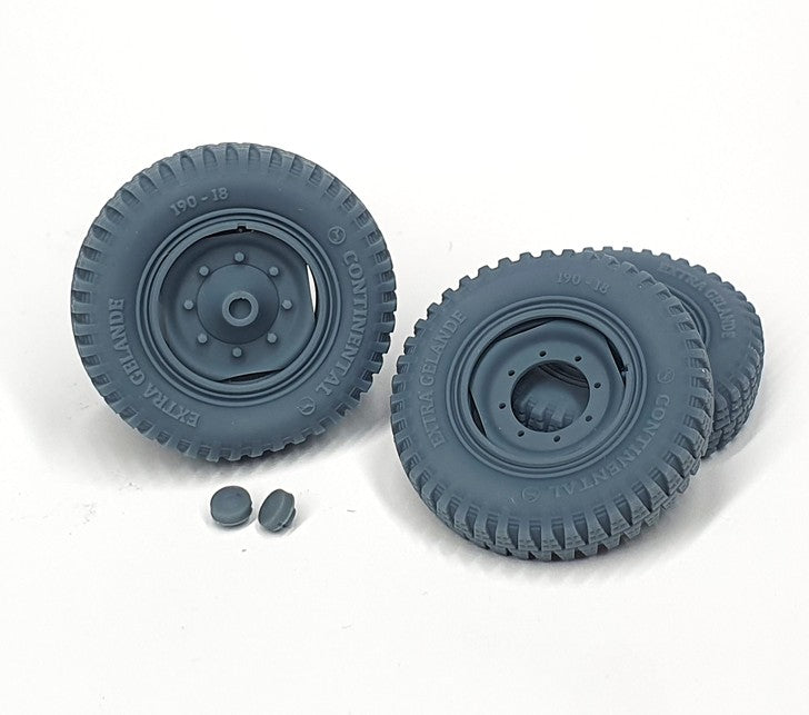 PIMP MY MINIATURES (1/35) Sd.Kfz 251 front wheels with spare (weighted) late version