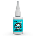Bote de pegamento de 20 gramos de Cianocrilato de baja densidad Magnet de AK referencia 12030