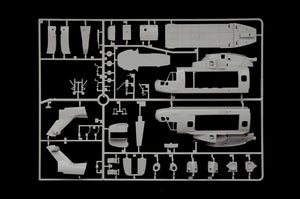 Grapa 1 de la maqueta del helicóptero británico AW-101 Merlin en escala 1:72 de Italeri referencia 1486