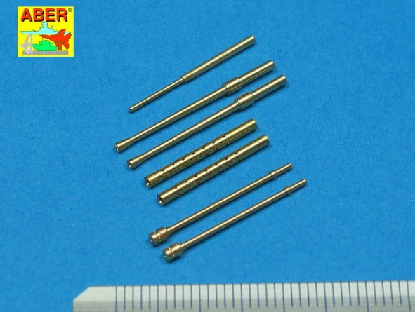 Detalle de las piezas del set de ametralladoras para caza japonés A6M5 Zero de Hasegawa en escala 1:32 del fabricante Aber con referencia A32 106
