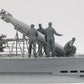 Foto detalle izquierda de la maqueta del submarino alemán Tipo VIIC cargando torpedo es escala 1:35 de Border Model referencia BR003