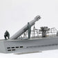 Foto lateral derecha de la maqueta del submarino alemán Tipo VIIC cargando torpedo es escala 1:35 de Border Model referencia BR003