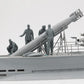 Foto lateral derecha de la maqueta del submarino alemán Tipo VIIC cargando torpedo es escala 1:35 de Border Model referencia BR003