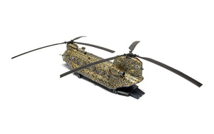 Vista trasera de la decoración 1 de la maqueta del helicóptero Chinook HC.1 en escala 1:72 de Airfix referencia 04024