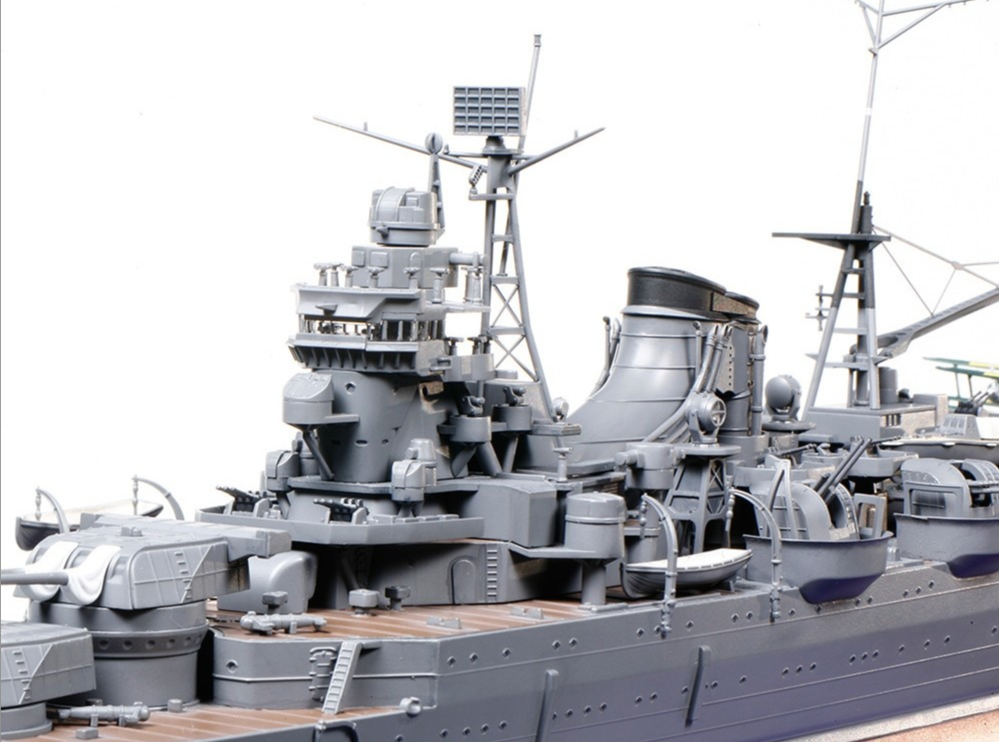 Castillo de mando de la maqueta del crucero pesado japones Mogami en escala 1/350 de Tamiya con referencia 78021