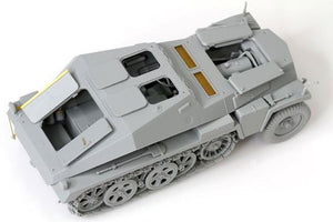 DRAGON (1/35) Sd.Kfz.  252 leichte Gepanzerte Munitionskraftwagen mit Sd.Ah.  32/1 Trailer