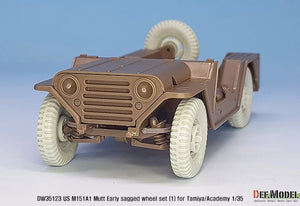 DEF MODEL (1/35) Set di ruote sgonfie M151A1 Mutt Jeep Early (1)