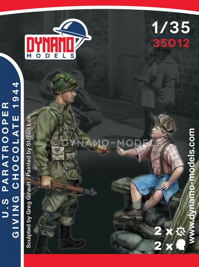 DYNAMO MODELS (1/35) U.S. Paratrooper giving chocolate 1944