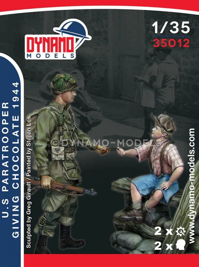 DYNAMO MODELS (1/35) U.S. Paratrooper giving chocolate 1944