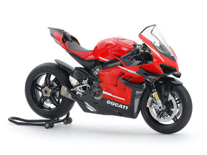 Perfil derecho de la maqueta de la moto Ducati Superleggera V4 con Racing Kit en escala 1:12 de Tamiya Referencia 14143