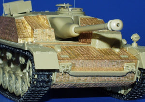 EDUARD (1/35) Zimmerit Sd. Kfz.163 StuG. IV (Tamiya)