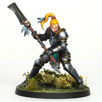 Foto frontal de la figura Elyisa de Giraldez Models en 32mm