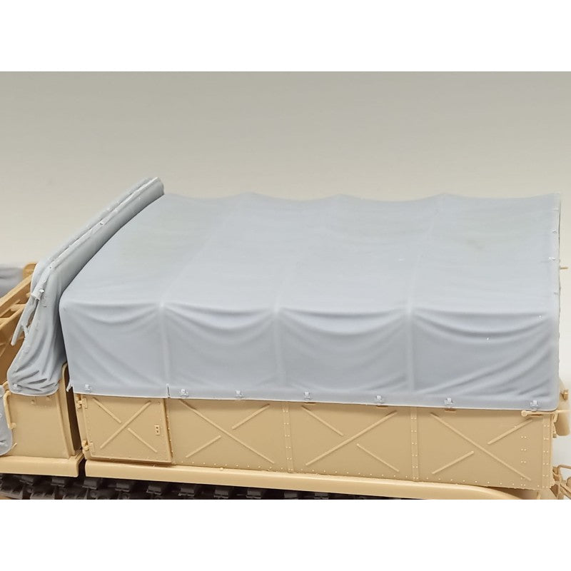 Foto detalle lateral del kit de mejora de fundas de lona para Sd.Kfz.9 Famo en escala 1:35 de Royal Model referencia 991