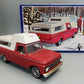 Foto de la maqueta del Ford F-100 Camper de 1963 en escala 1:25 de AMT referencia 1412