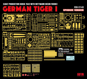 Detalle de las piezas de la maqueta del tanque alemán Tiger I de producción inicial durante la batalla de Kursk, con figura de Wittmann en escala 1:35 de RFM referencia 5140