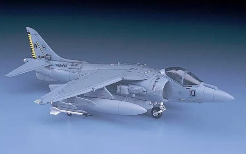 HASEGAWA (1/72) AV-8B Harrier II Plus