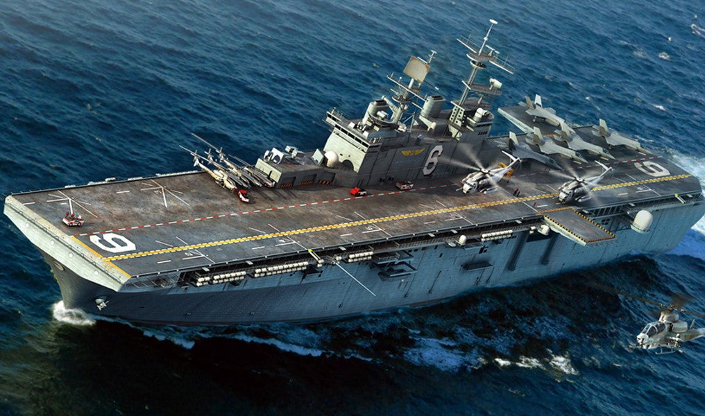 HOBBYBOSS (1/700) USS Bonhomme Richard LHD-6