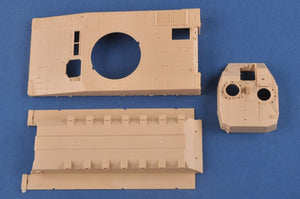 HOBBYBOSS (1/35) Veicolo antiaereo Lvkv 9040
