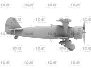 Vista lateral derecha de la maqueta del bombardero ligero alemán que sirvió en el Legión Cóndor durante la Guerra Civil Hs 123 A1 en escala 1:32 de ICM referencia 32016
