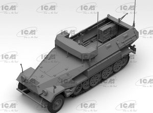 ICM (1/35) ‘Beobachtungspanzerwagen’ Sd.Kfz.251/18 Ausf.A WWII German Observation Vehicle with crew