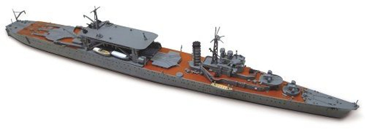 Foto de la maqueta del portaeronaves japonés Chiyoda en escala 1:700 de Aoshima referencia 00121