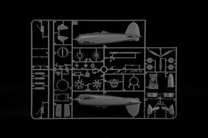 Piezas 1 de la maqueta del caza italiano CR.42 Falco en escala 1:48 de Italeri referencia 2842