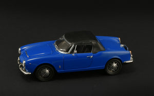 ITALERI (1/24)  Alfa Romeo Giulia 1600 Spider