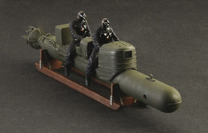 ITALERI (1/35) S.L.C. Maiale with Crew