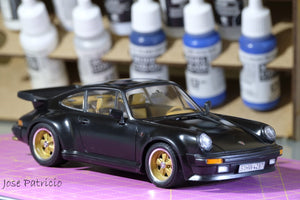 TAMIYA (1/24) Porsche 911 Turbo '88