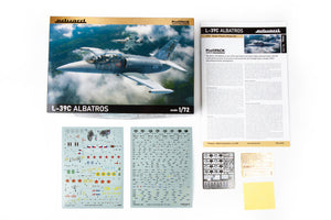 Contenido de la maqueta del avión de entrenamiento checo L-39C Albatros en escala 1:72 de Eduard referencia 7044