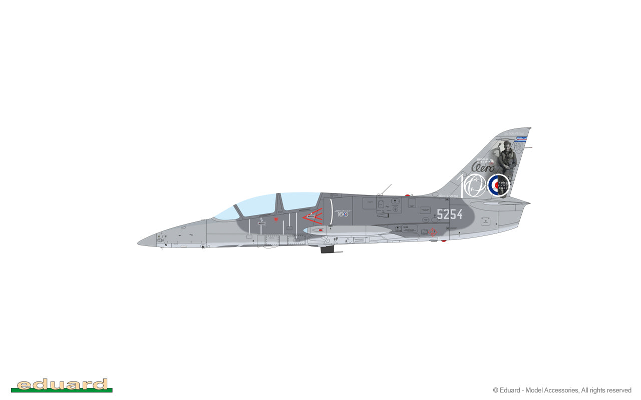 Esquema de pintura 1 de la maqueta del avión de entrenamiento checo L-39C Albatros en escala 1:72 de Eduard referencia 7044