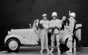 MASTER BOX (1/35) US-Fallschirmjäger und Zivilisten, 1945 – Trampen