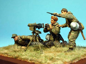 MASTER BOX (1/35) Deutsche Maschinengewehrbesatzung Ostfront, Kurland, 1944