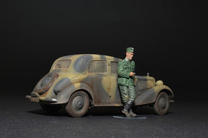 MINIART (1/35) Personenwagen tipo 170V berlina