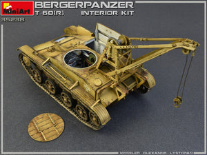 MINIART (1/35) Bergepanzer T-60(r) w/Interior Kit